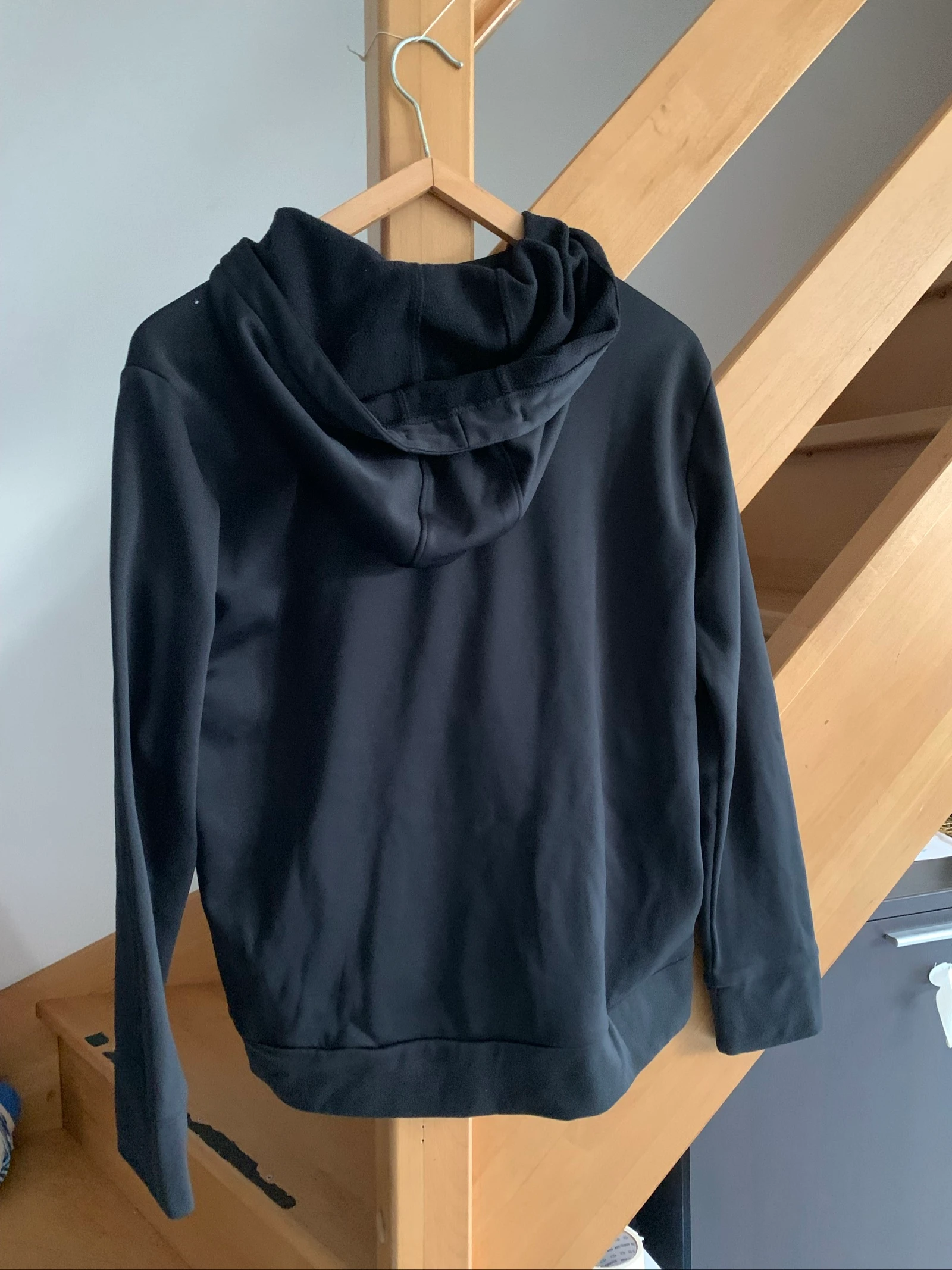Black Helly Hansen Hoodie – photo 2